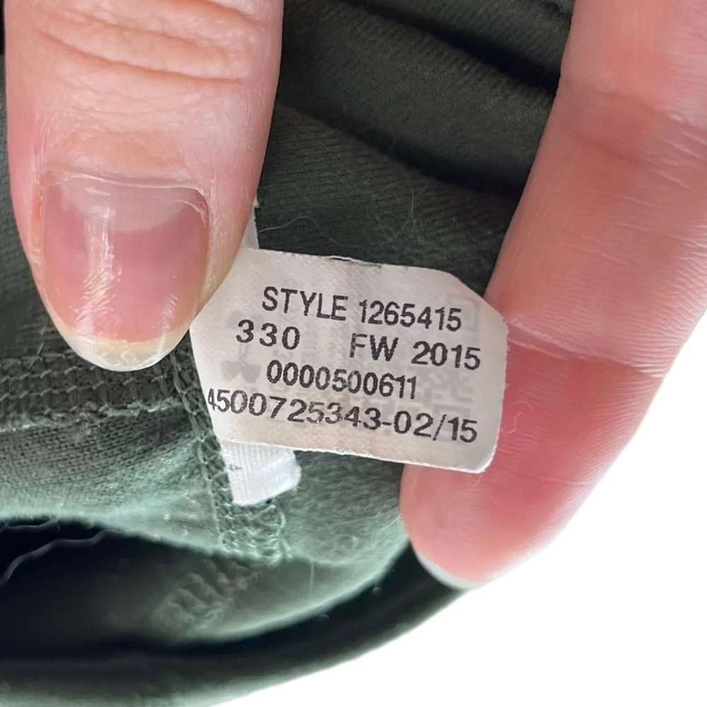 Under Armour • Textured Green Leggings - Picture 10 of 10